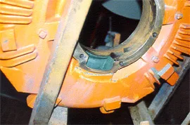 Figure 5 – Grease Passage in End Cover